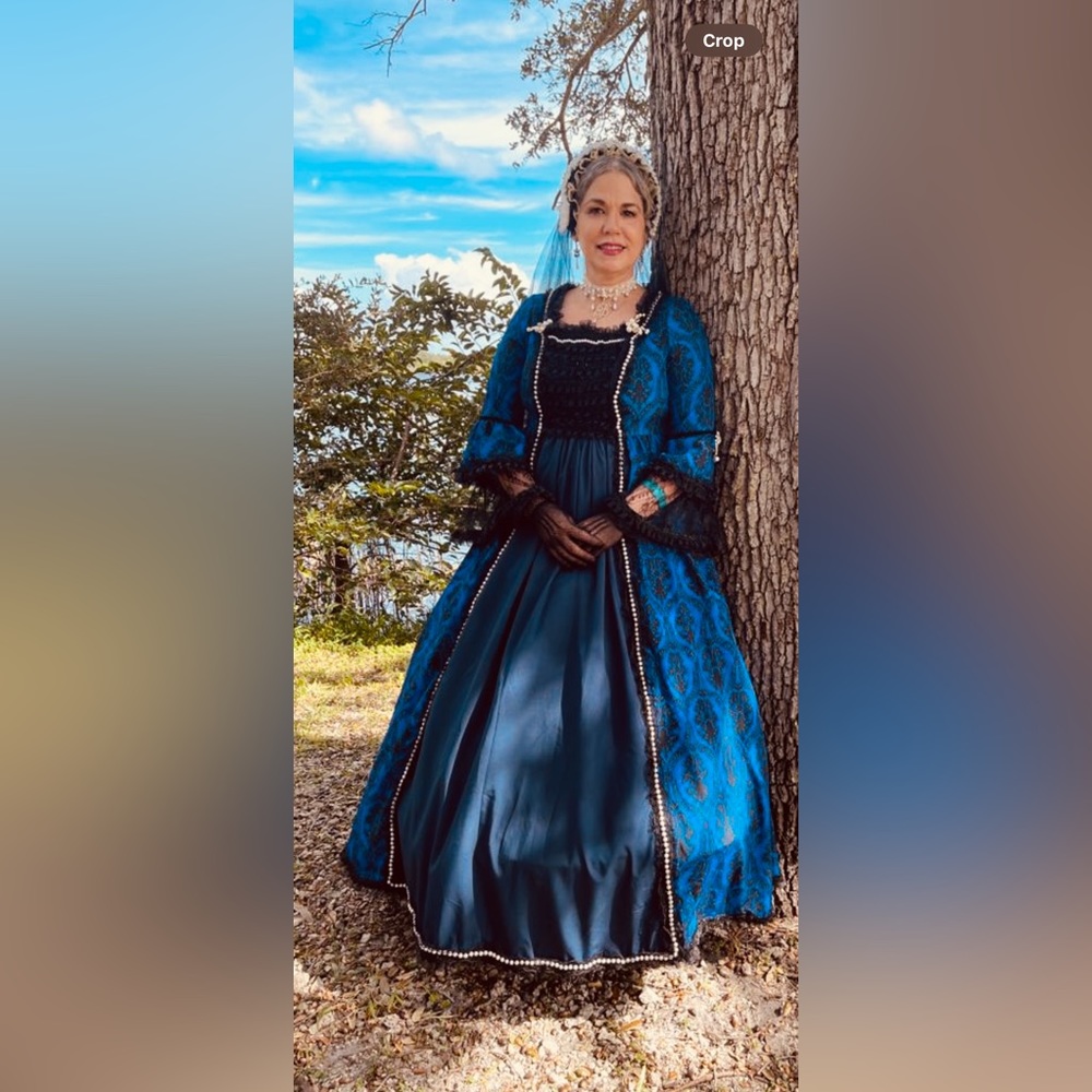 Renaissance Dress, Medival Outfit, Victorian Anne Boleyn
